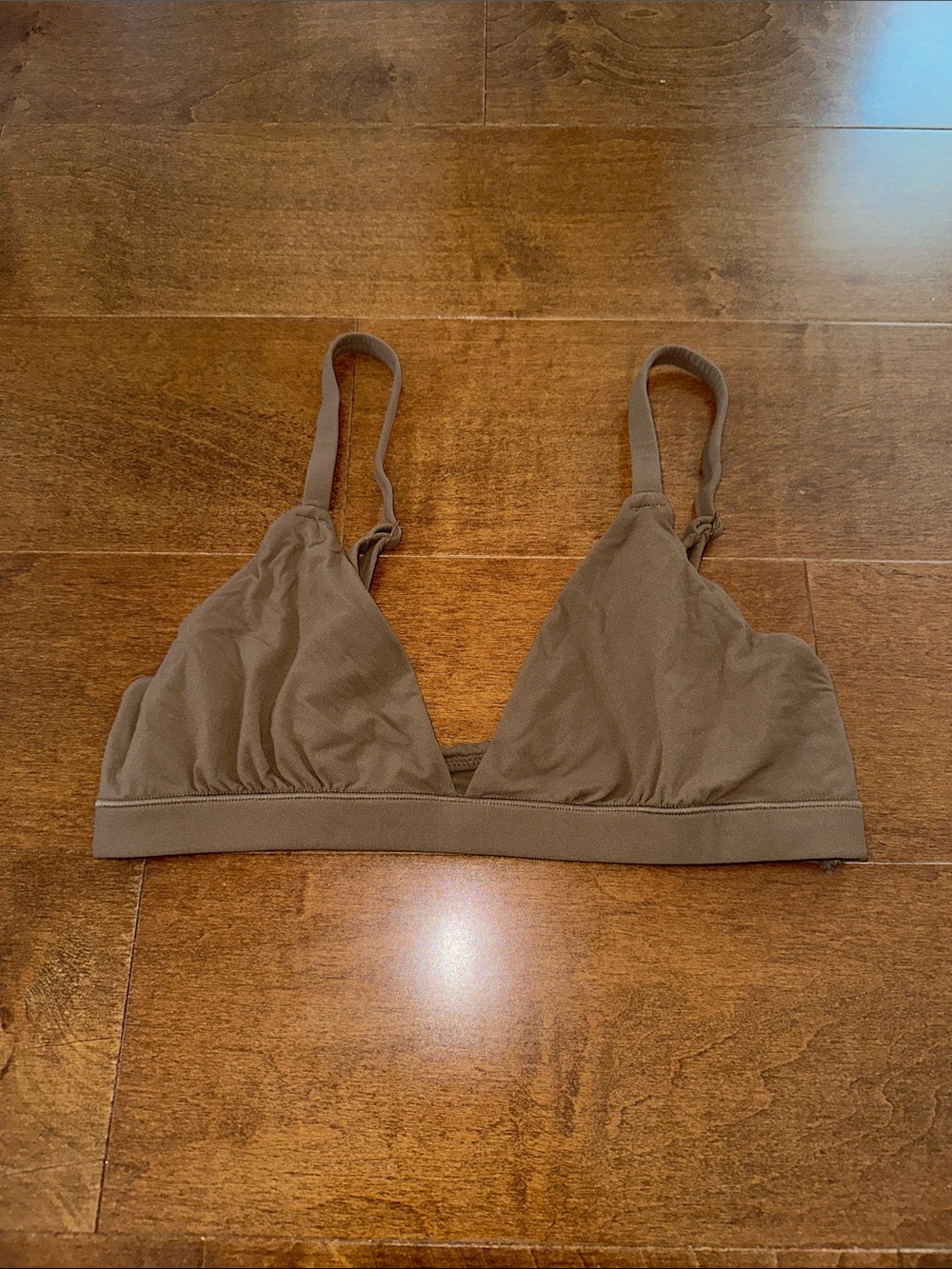 SKIMS FITS EVERYBODY Triangle Bralette Limited Edition Oxide S